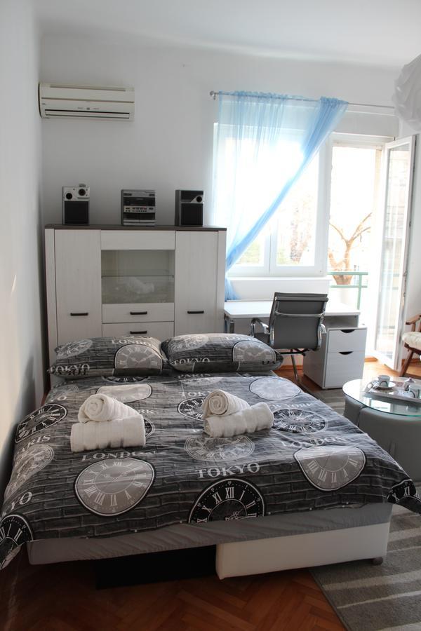Cozy Apartment Mihaela With Balcony, Near Park Marjan & Old Town - Quiet Neighborhood スプリト エクステリア 写真