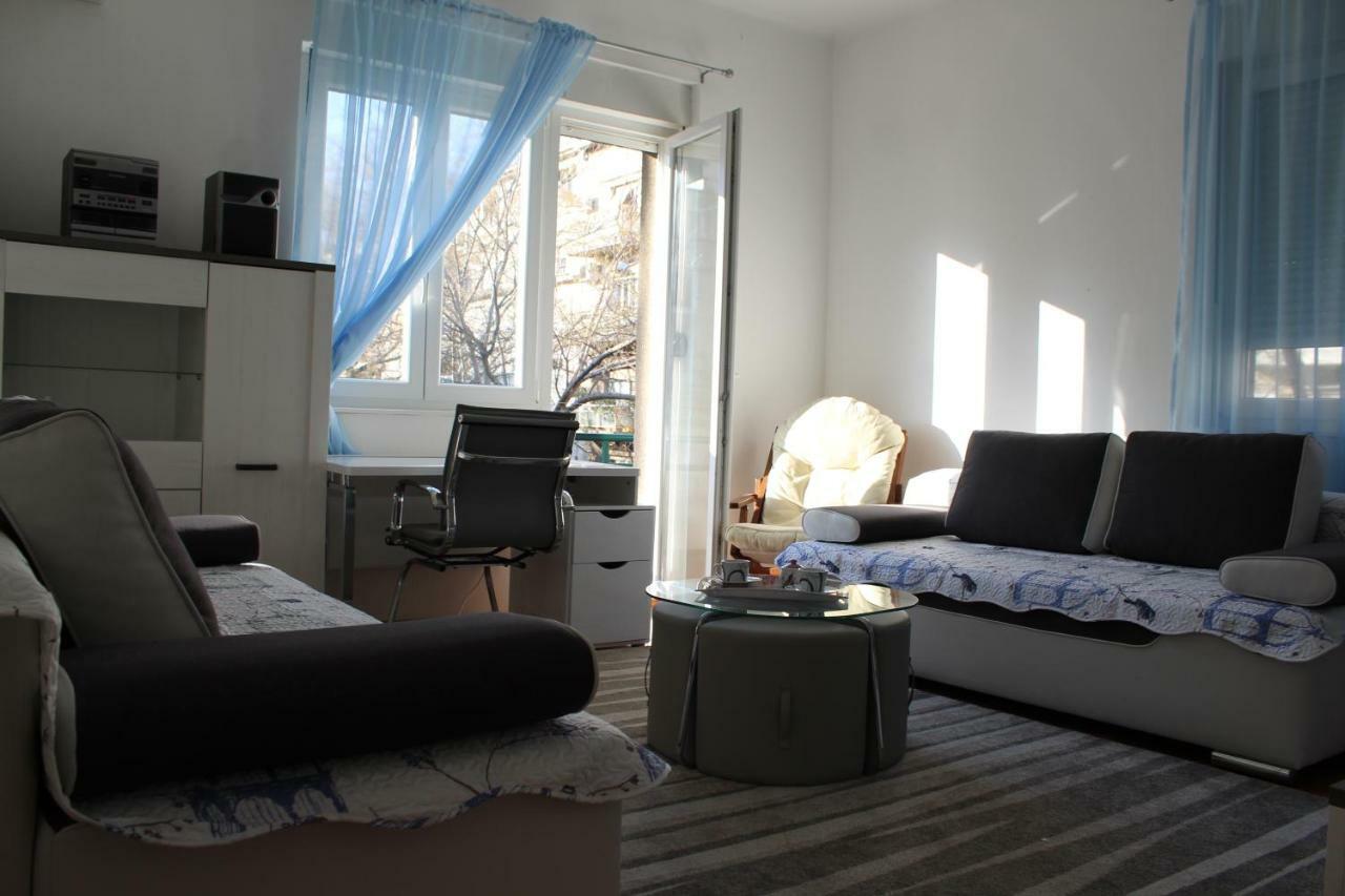 Cozy Apartment Mihaela With Balcony, Near Park Marjan & Old Town - Quiet Neighborhood スプリト エクステリア 写真
