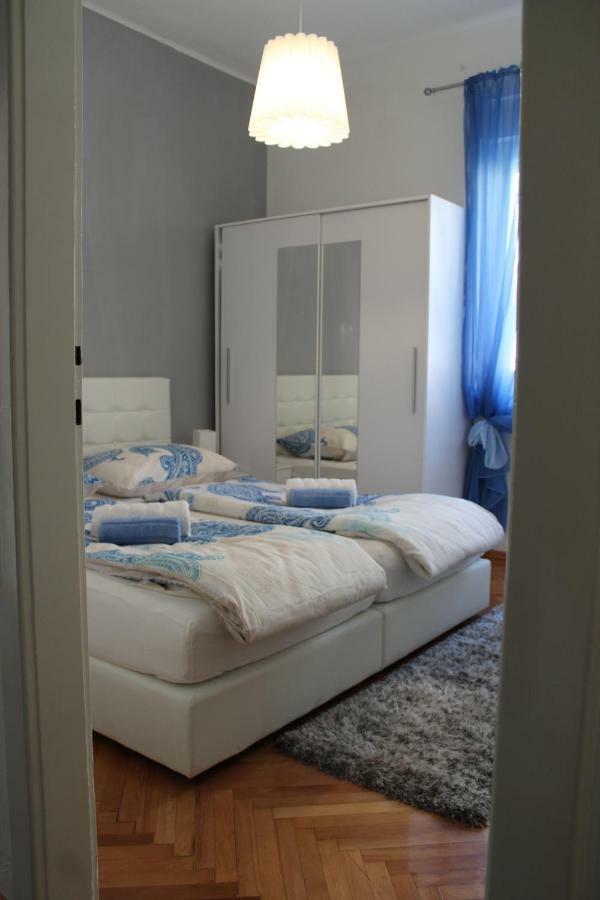 Cozy Apartment Mihaela With Balcony, Near Park Marjan & Old Town - Quiet Neighborhood スプリト エクステリア 写真